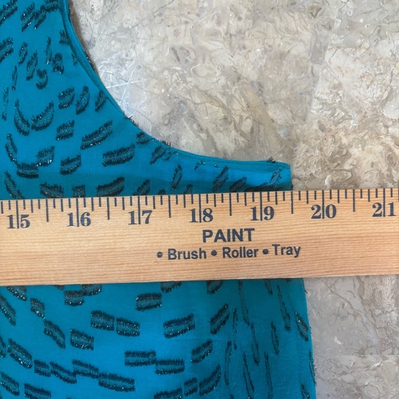 Lilly Pulitzer Silk Blend Florin Teal Bay Metallic Print V-Neck Tank Top Size M - Picture 9 of 10